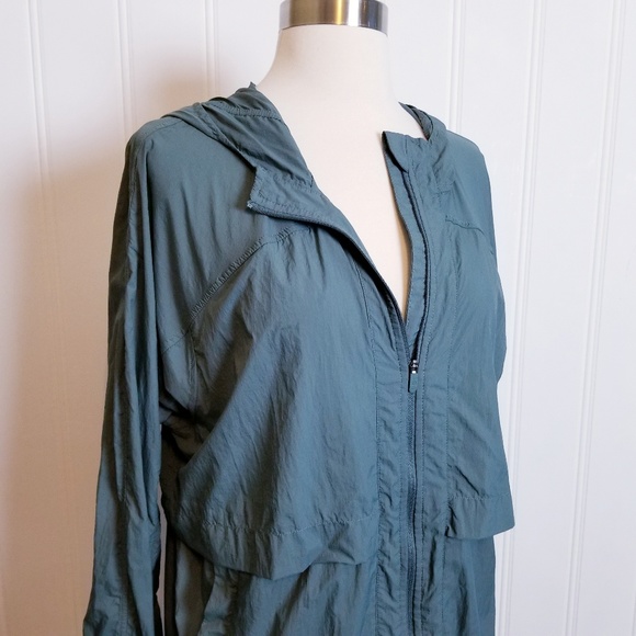 lululemon athletica Jackets & Blazers - Lululemon Lightweight Jacket/Windbreaker
